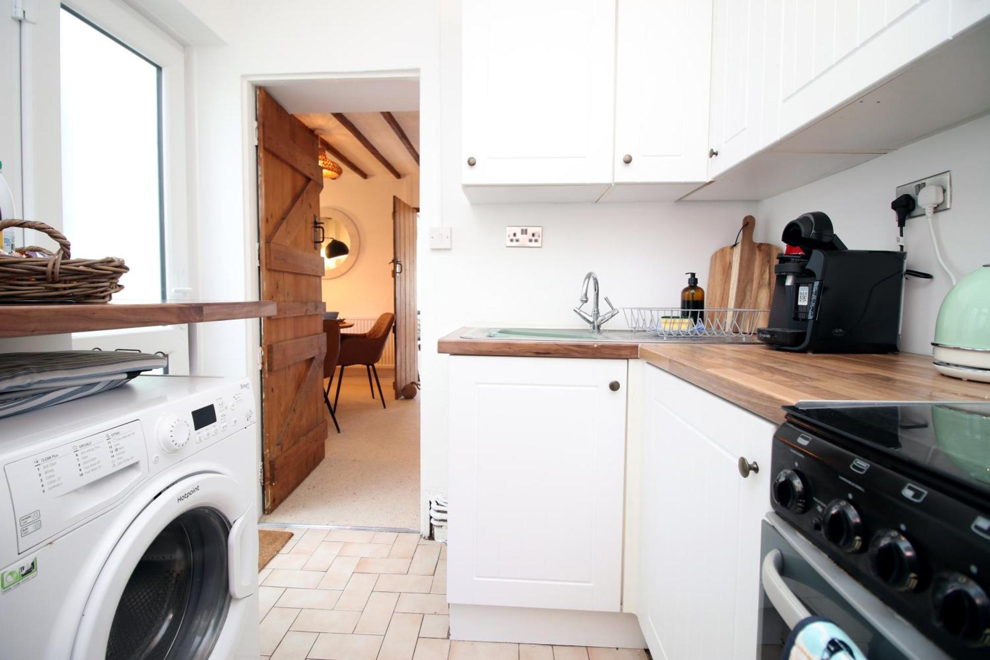 Little Gem In The Mumbles! Fishermans Cottage With Log Burner, Dog Friendly And Welcome Breakfast Hamper! Zewnętrze zdjęcie