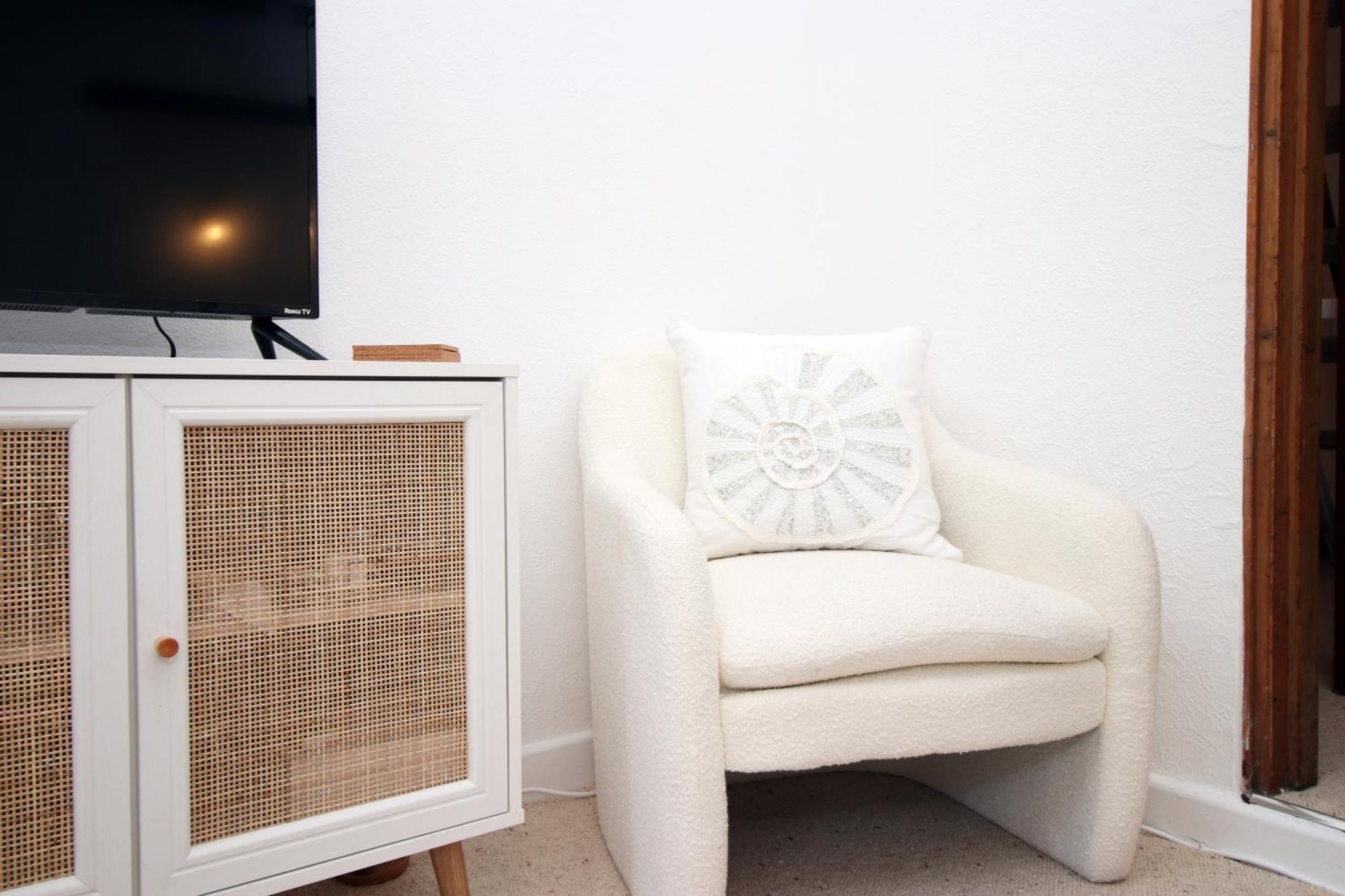 Little Gem In The Mumbles! Fishermans Cottage With Log Burner, Dog Friendly And Welcome Breakfast Hamper! Zewnętrze zdjęcie